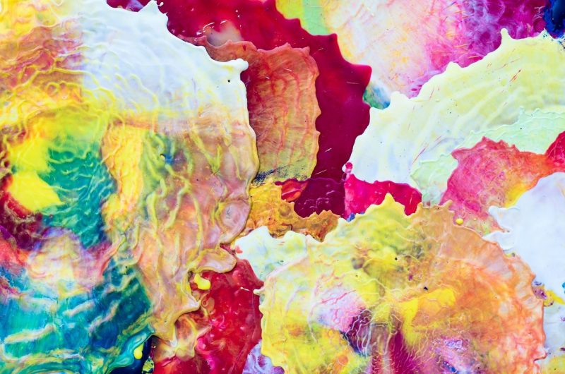 Abstrakte Kunst einfach erklärt: Bedeutung, Merkmale und Beispiele. Erfahre, was abstrakte Kunst ausmacht und warum sie so beliebt ist. Malkunde auf ARTTRADO. Kunst lernen.