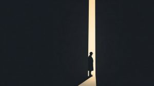 Wer entscheidet, wer sichtbar wird? Die Machtstrukturen hinter dem Kunstmarkt. Kunst verstehen auf ARTTRADO - Plattform für Kunst und Kultur Kunstmarkt verstehen. Kunstmarktanalyse. Wie funktioniert der Kunstmarkt?